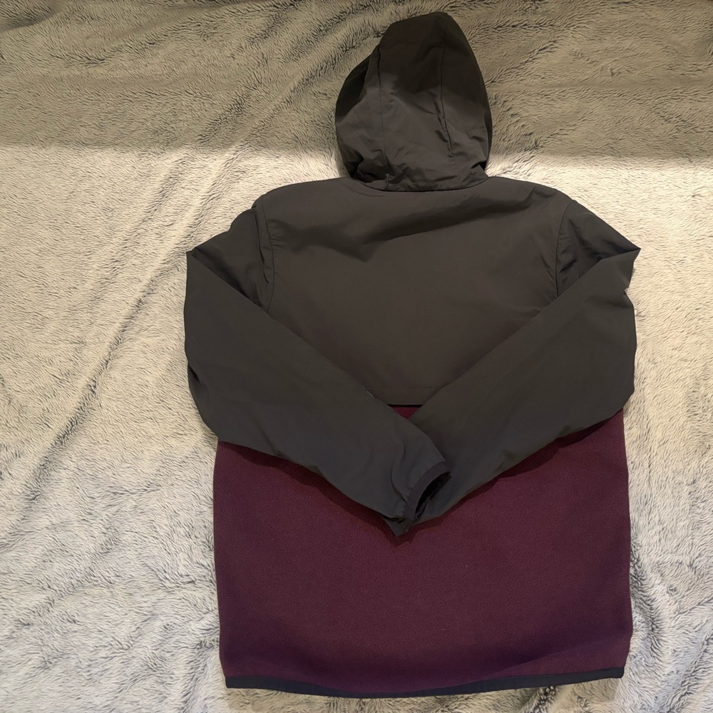 Lacoste Jacket - Picture 2 of 4